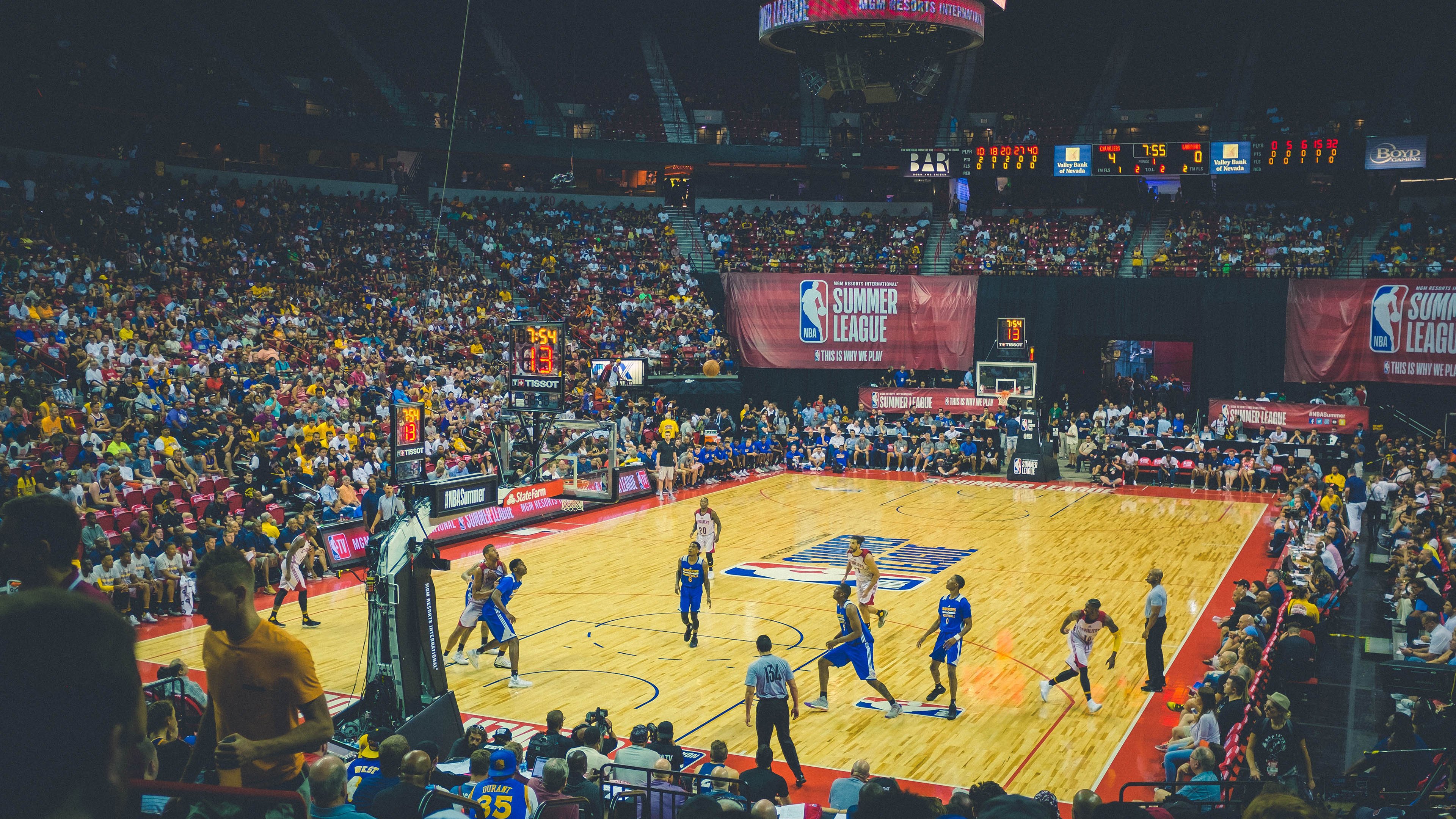 球迷投票：你最喜欢的比赛瞬间是哪一场？，你最喜欢哪个球队这个问题怎么回答