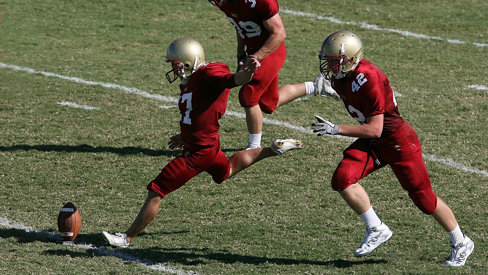 足球裁判电子口哨系统测试通过实战验证，足球裁判吹口哨