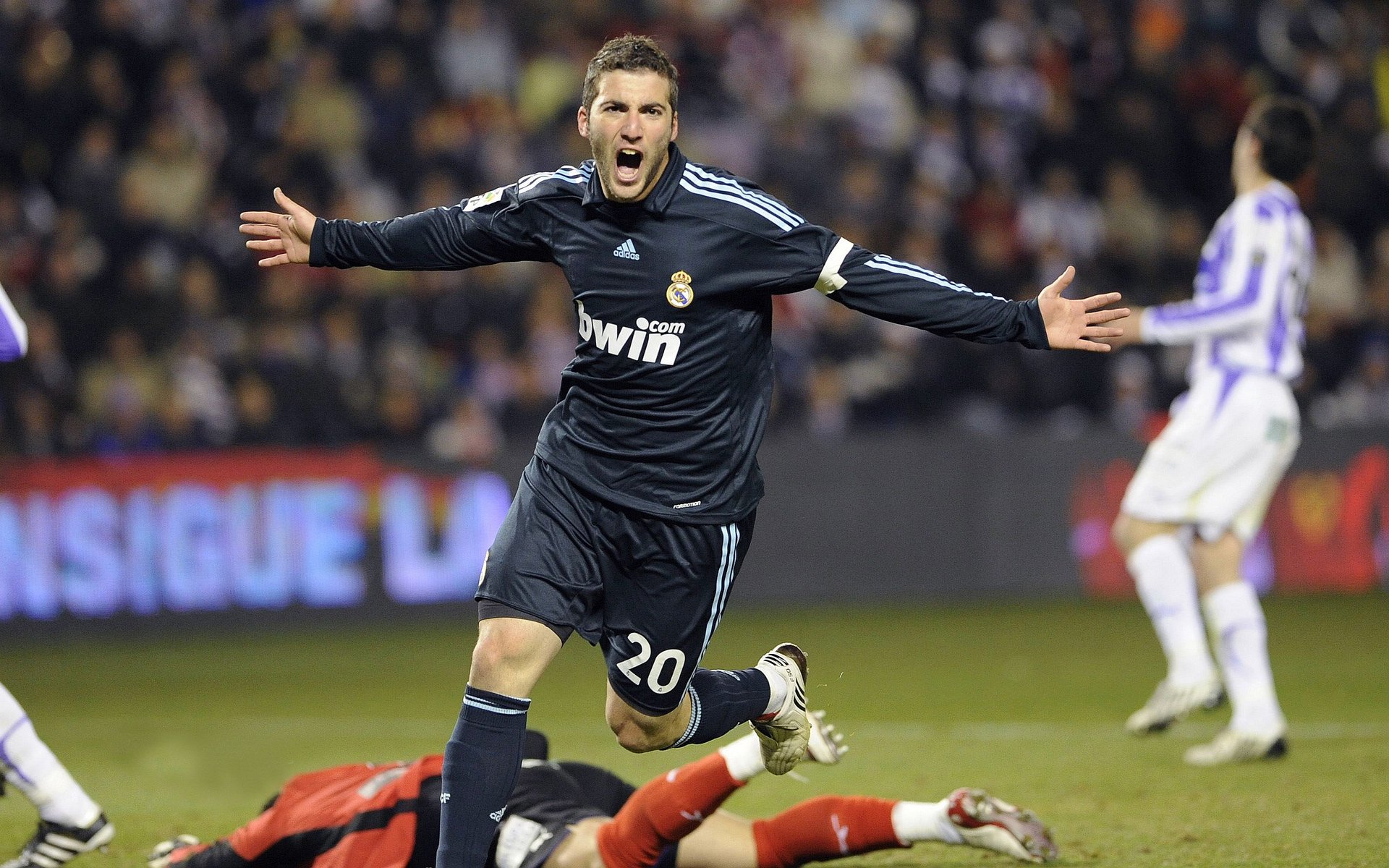 跨境交流不断深化:海外战队如何赢得中国粉丝喜爱,kpl海外战队